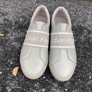 Goth y2k indie normcore gorpcore fisherman Calvin Klein Women's Sneaker size 5.5